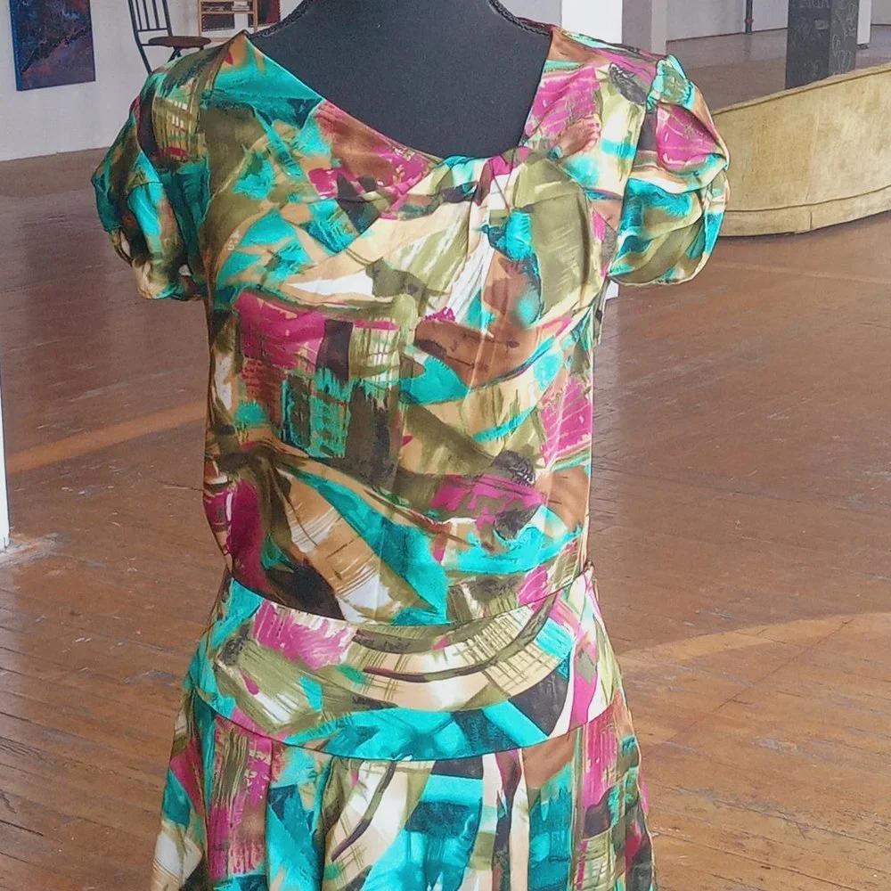 Sunny Leigh vivid Abstract Skirt Set